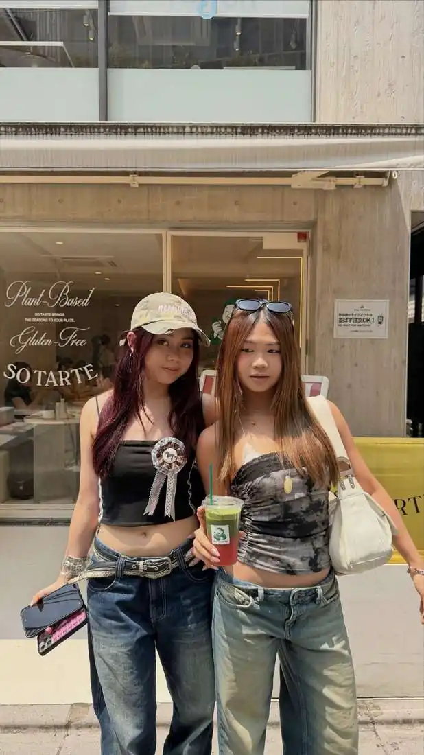 Two guests outside SO TARTE